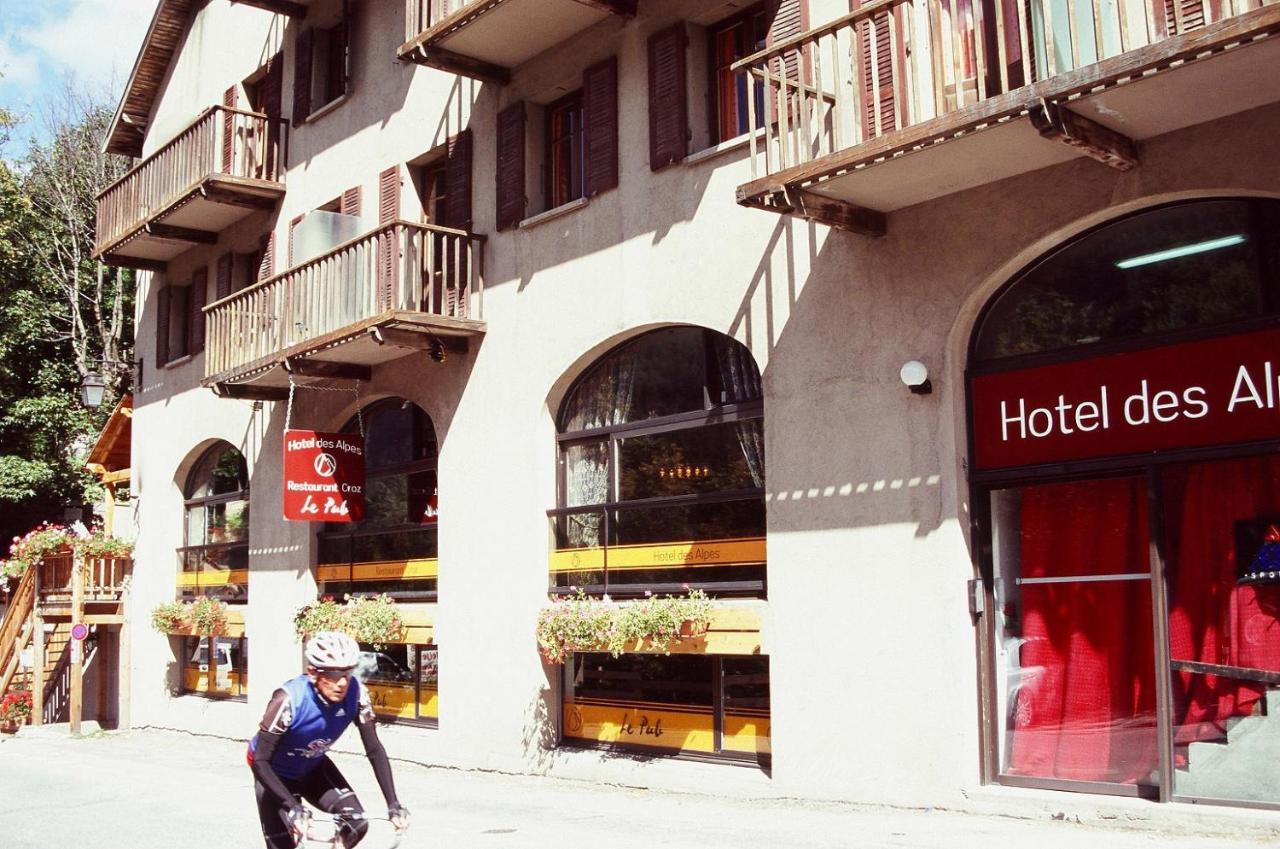 Hotel Des Alpes - Skiers & Bikers Lodge Ла Грав Екстериор снимка